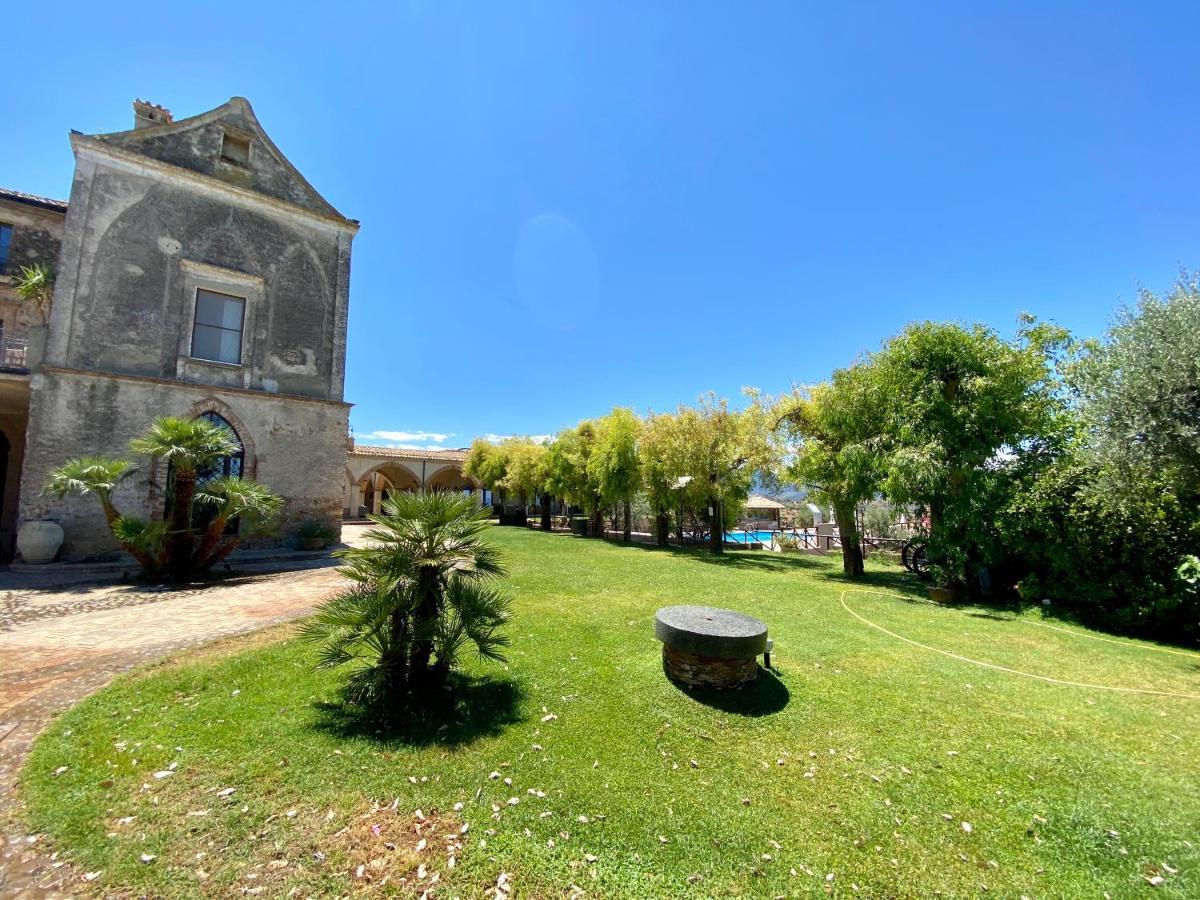 Le Colline Del Gelso-Masseria Mazzei Guest House Rossano Exterior photo